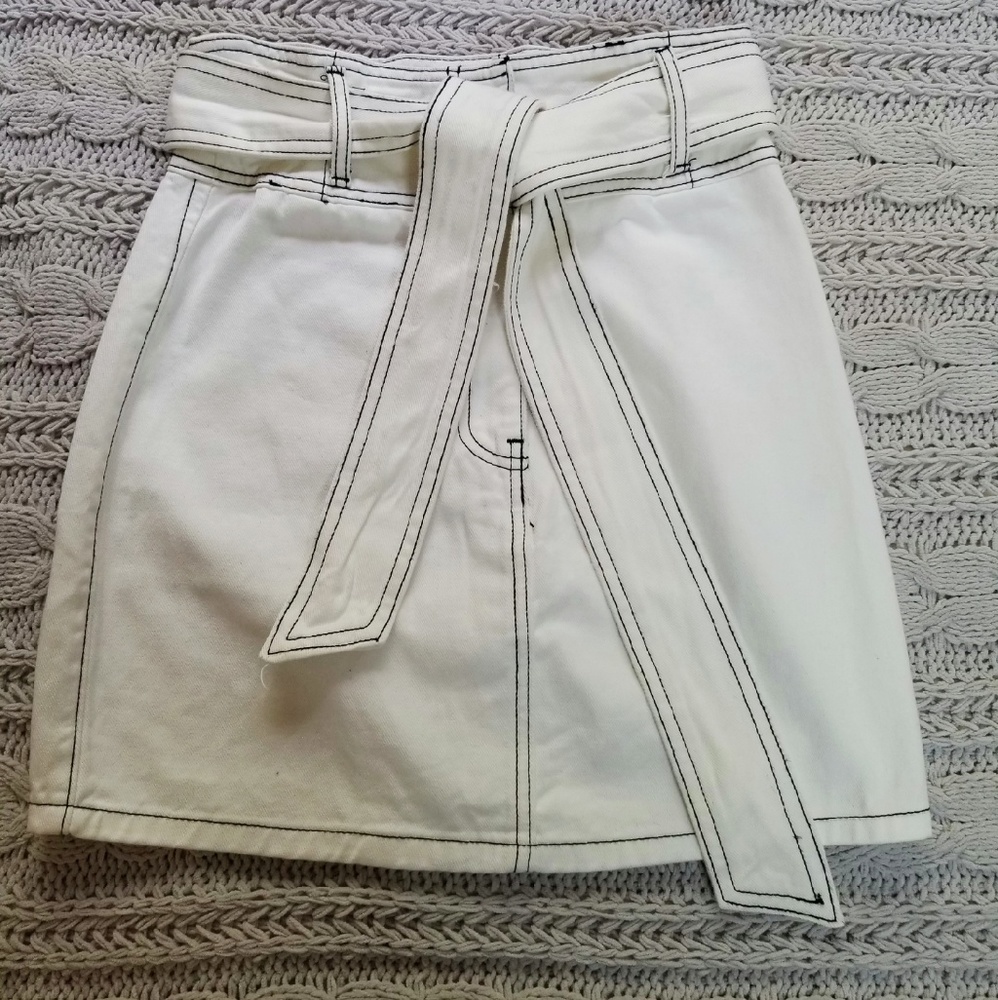 A white skirt